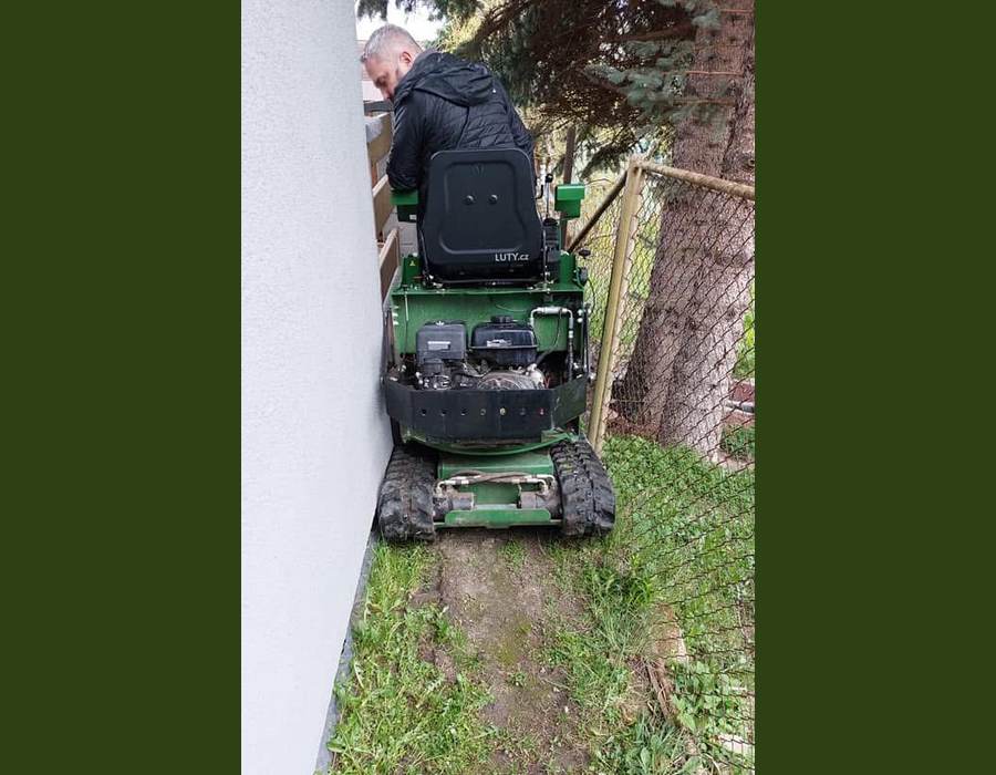 Průjezd úzkým otvorem 87 cm